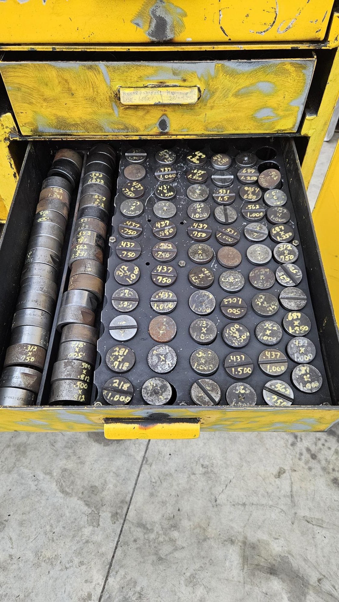 110 Ton Piranha PII-110 Dual-Operator Hydraulic Ironworker, 2000 – Tooling Available - Image 8