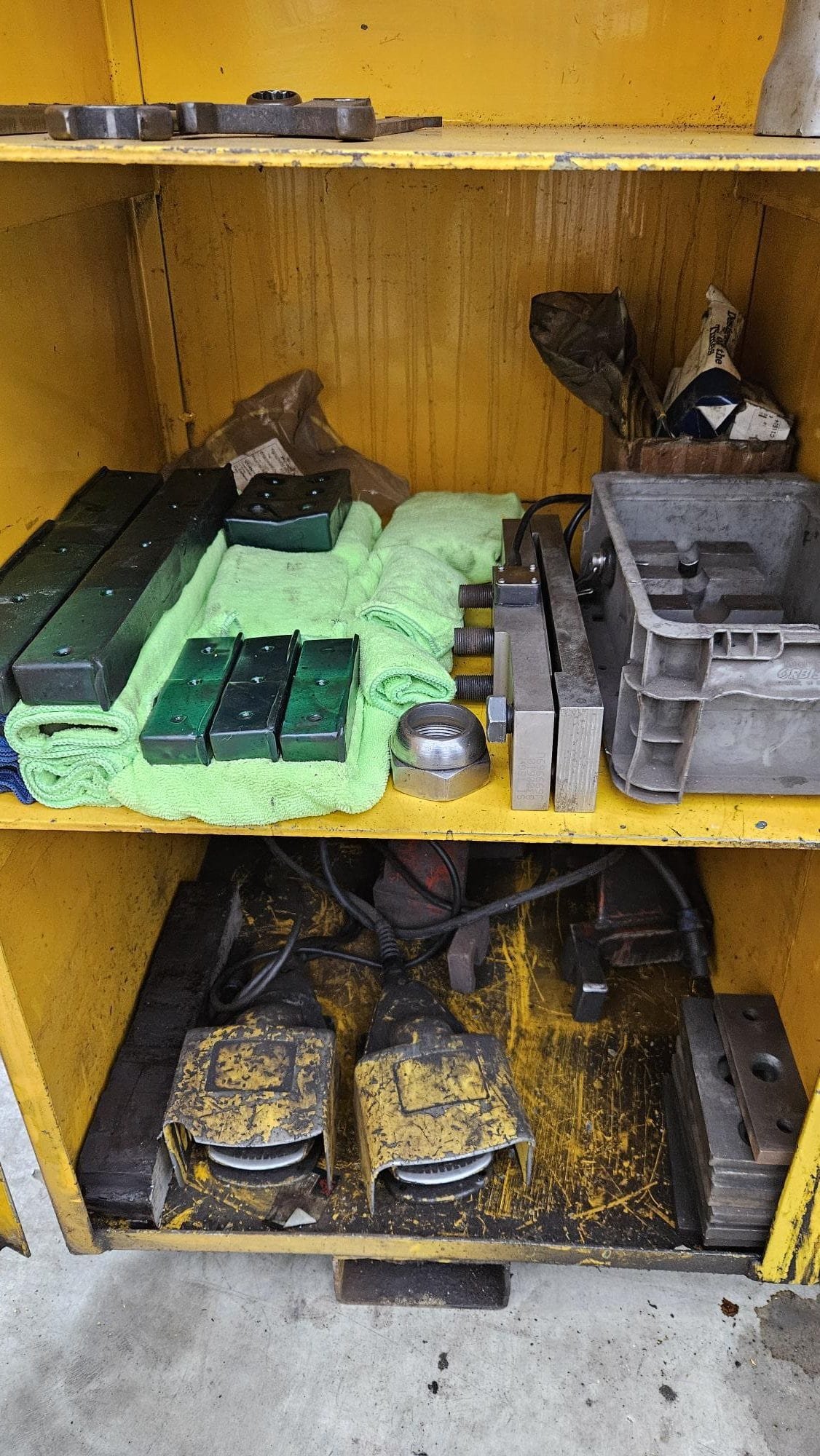 110 Ton Piranha PII-110 Dual-Operator Hydraulic Ironworker, 2000 – Tooling Available - Image 14