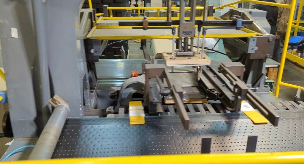 Emmeci MC-92 HSB DX Automatic Rigid Box Line – Right-Hand Outfeed – High-Speed Folding & Wrapping - Image 11