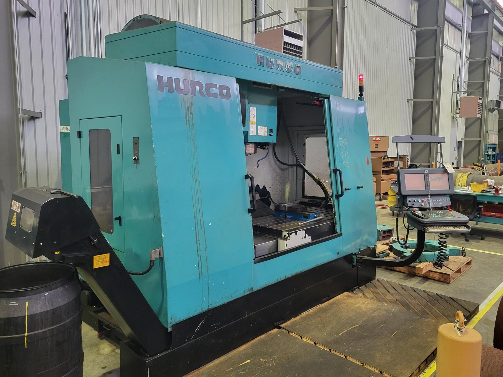 Hurco VMX50/50T CNC VMC, 2012 – 4-Axis H-400, Chip Conveyor, CTS Prep, WinMax - Image 13