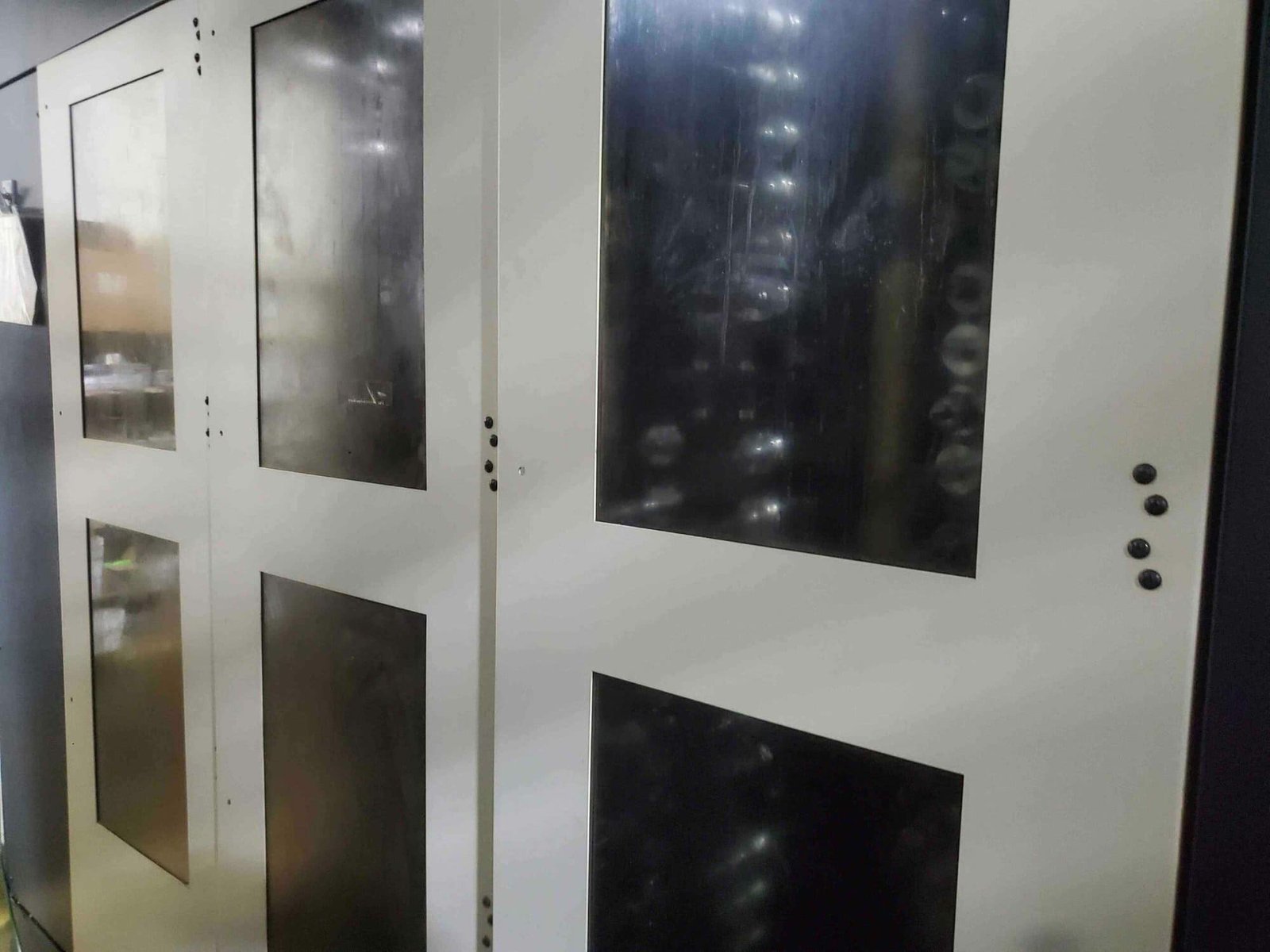 (2) Makino A66E HMC Cell, (1) 2003 & (1) 2005 – Both Full 4th Axis, Pallet size 19.7″ x 19.7″, Pro 3 Control, Auto Pallet Changer, TSC - Image 11