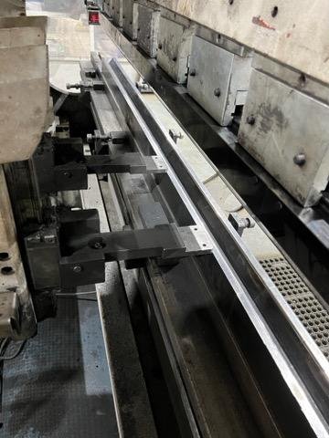 175 Ton x 10′ Adira QIHD-16030 CNC Press Brake, 2009 – Very Clean, Single Axis Backgauge - Image 3