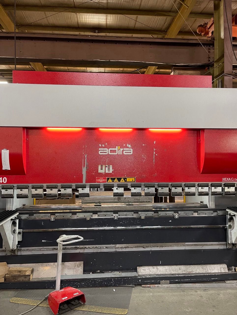 242 Ton x 13′ ADIRA Press Brake PA22040, 2021 – Tooling Included - Image 2
