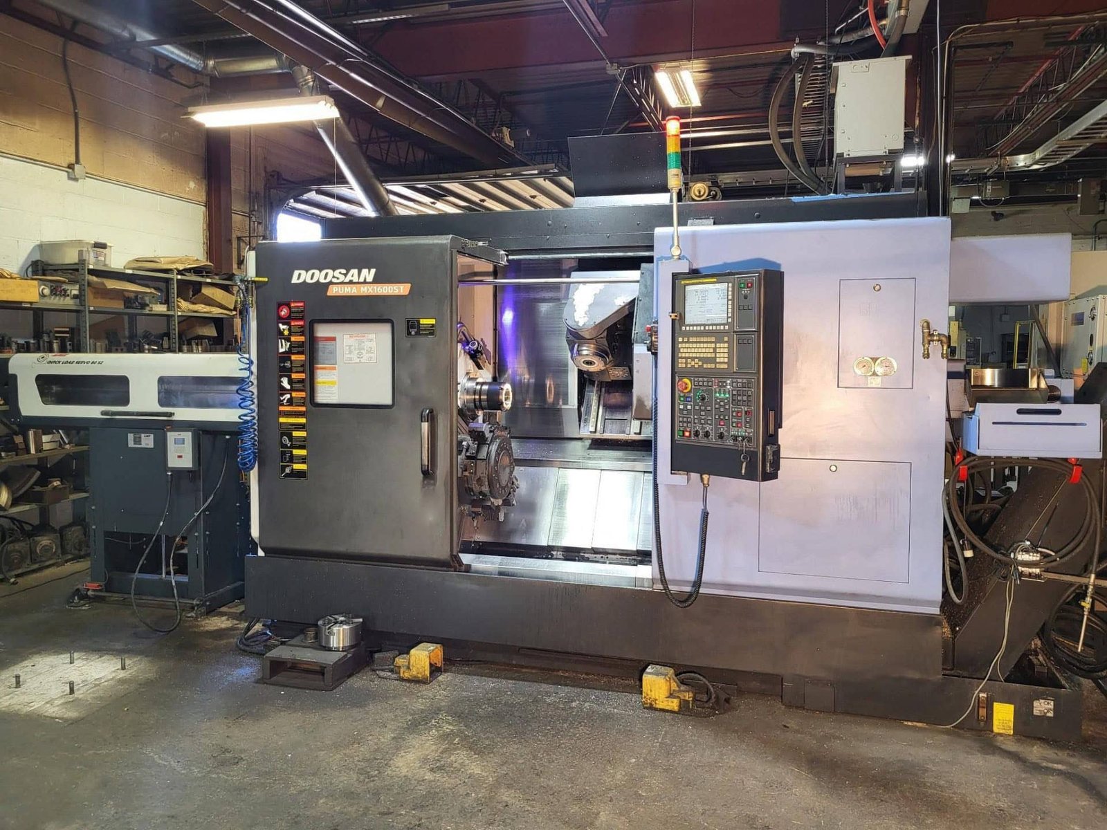 Doosan Puma MX1600ST CNC Lathe, 2013 – Parts Conveyor, ChipBlaster Coolant System, Sub-Spindle, Chip Conveyor, Quick Change Chuck - Image 2