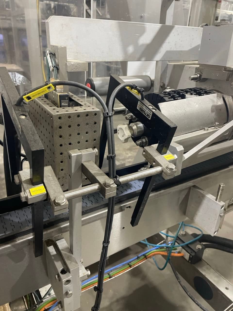 Geyssel Koln 477 Straw Applicator, 2018 - Image 2