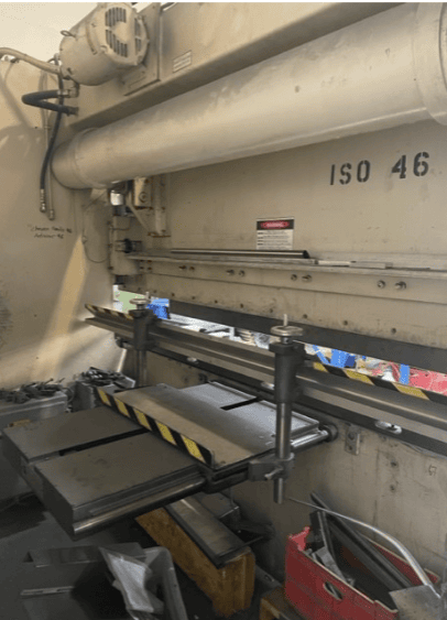 100 Ton x 10′ Wysong MTH 100-120 Hydraulic Press Brake, 1998 – Lower Die Holder, Hurco Autobend 7, 2 Axis backgauge - Image 2