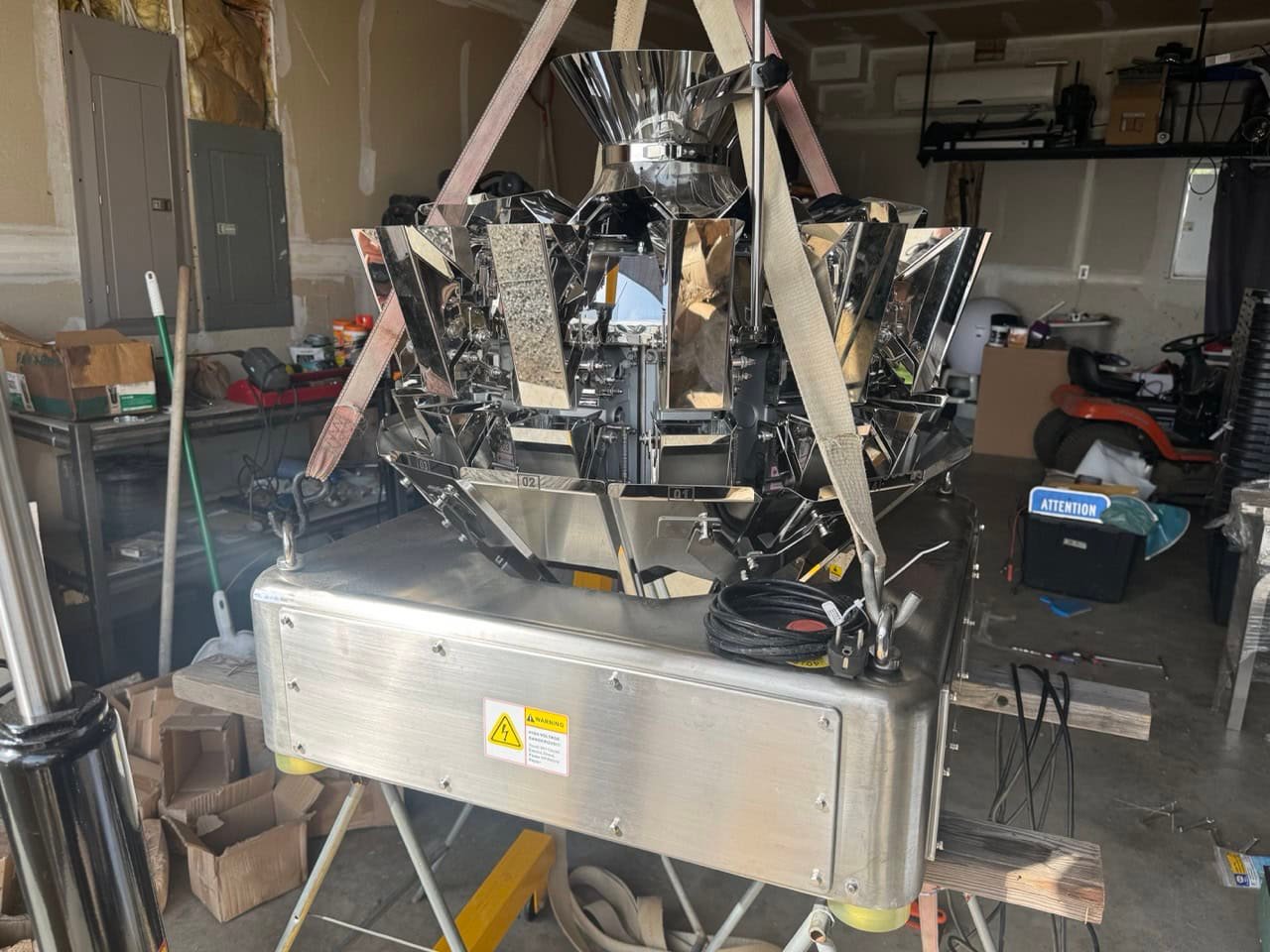 Kenwei 14-Head Multihead Weigher with Rotary Pouch Bagger & Checkweigher – Never Used (2015) - Image 2