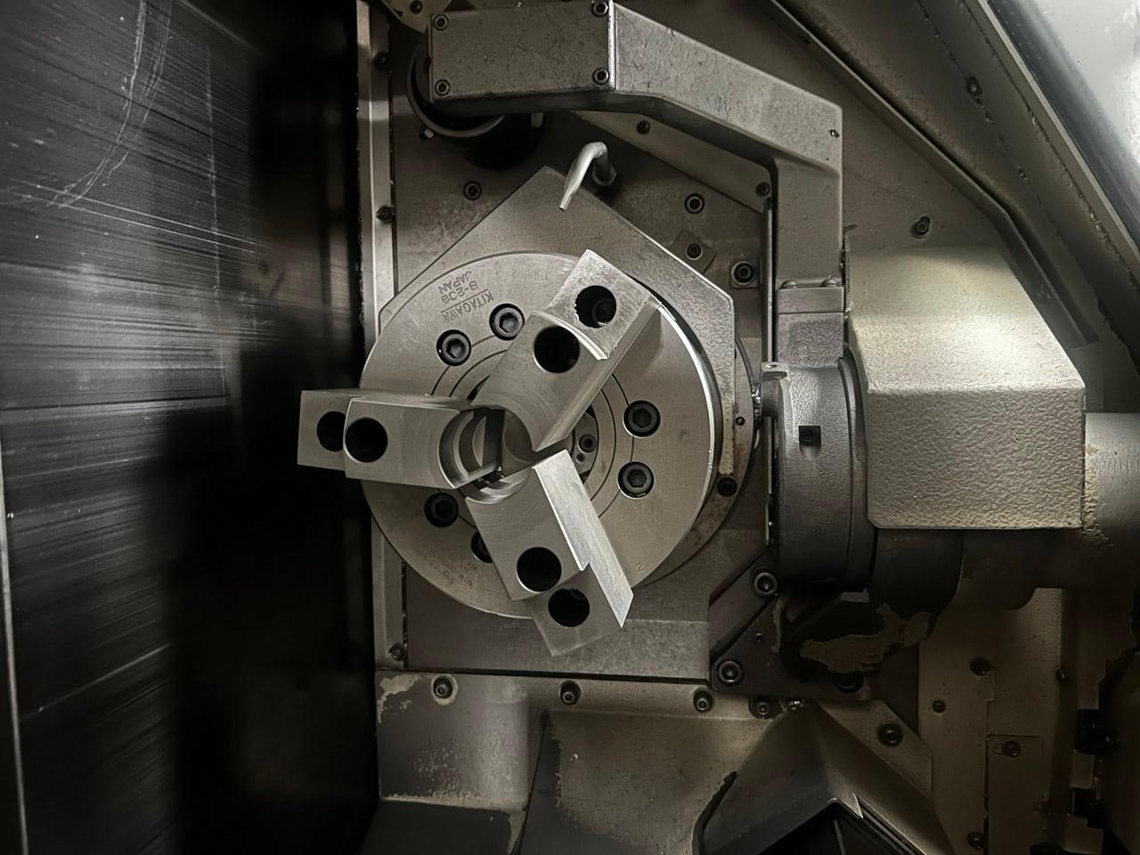 Mazak Multiplex 6200Y CNC Turning Center, 2009 – Y-Axis, Live Tool Milling, LNS Bar Feeder, Conveyor - Image 11