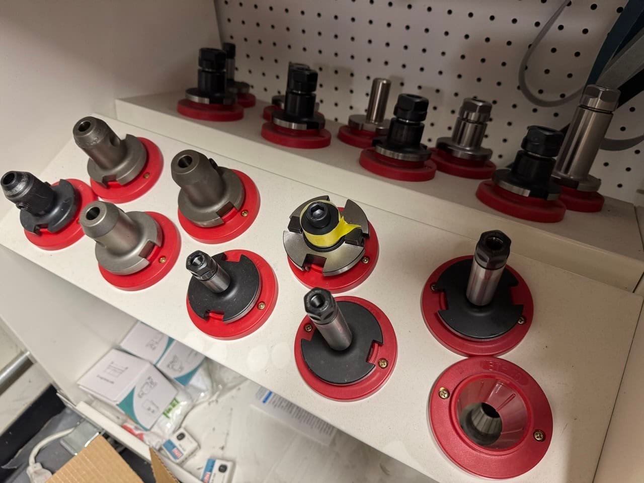 Millport Red Rhino CNC Knee Mill, 2006 – Troyke 5-Axis Rotary, Centroid M400 CNC Controller - Image 15