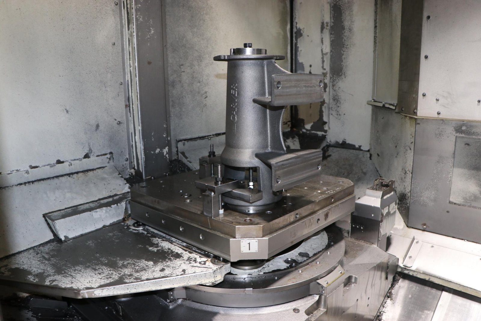 Okuma MA-600HII CNC Horizontal Machining Center, 2013 – Chip Conveyor - Image 13