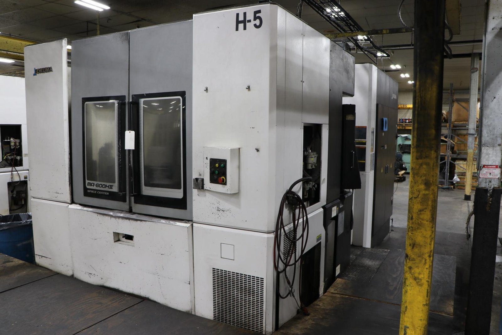 Okuma MA-600HII CNC Horizontal Machining Center, 2013 – Chip Conveyor - Image 2