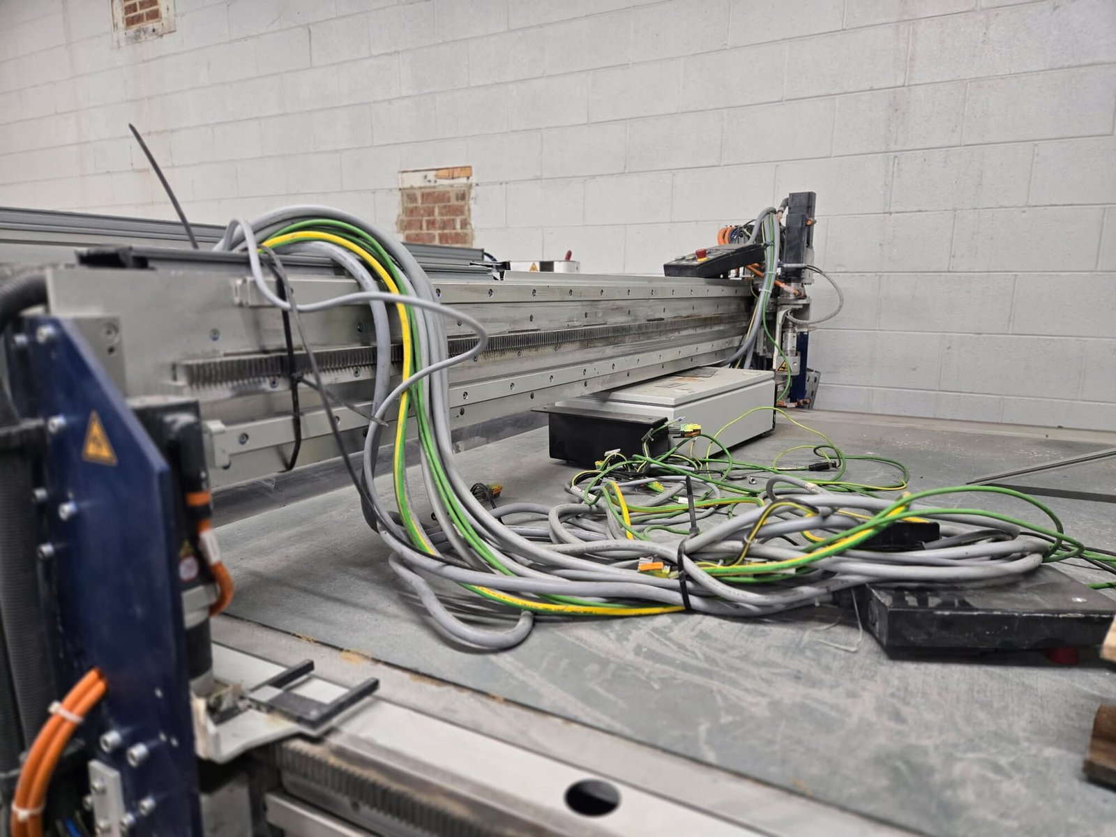 Schmidt & Heinzmann AutoCut SMC Cutting Table System - Image 2