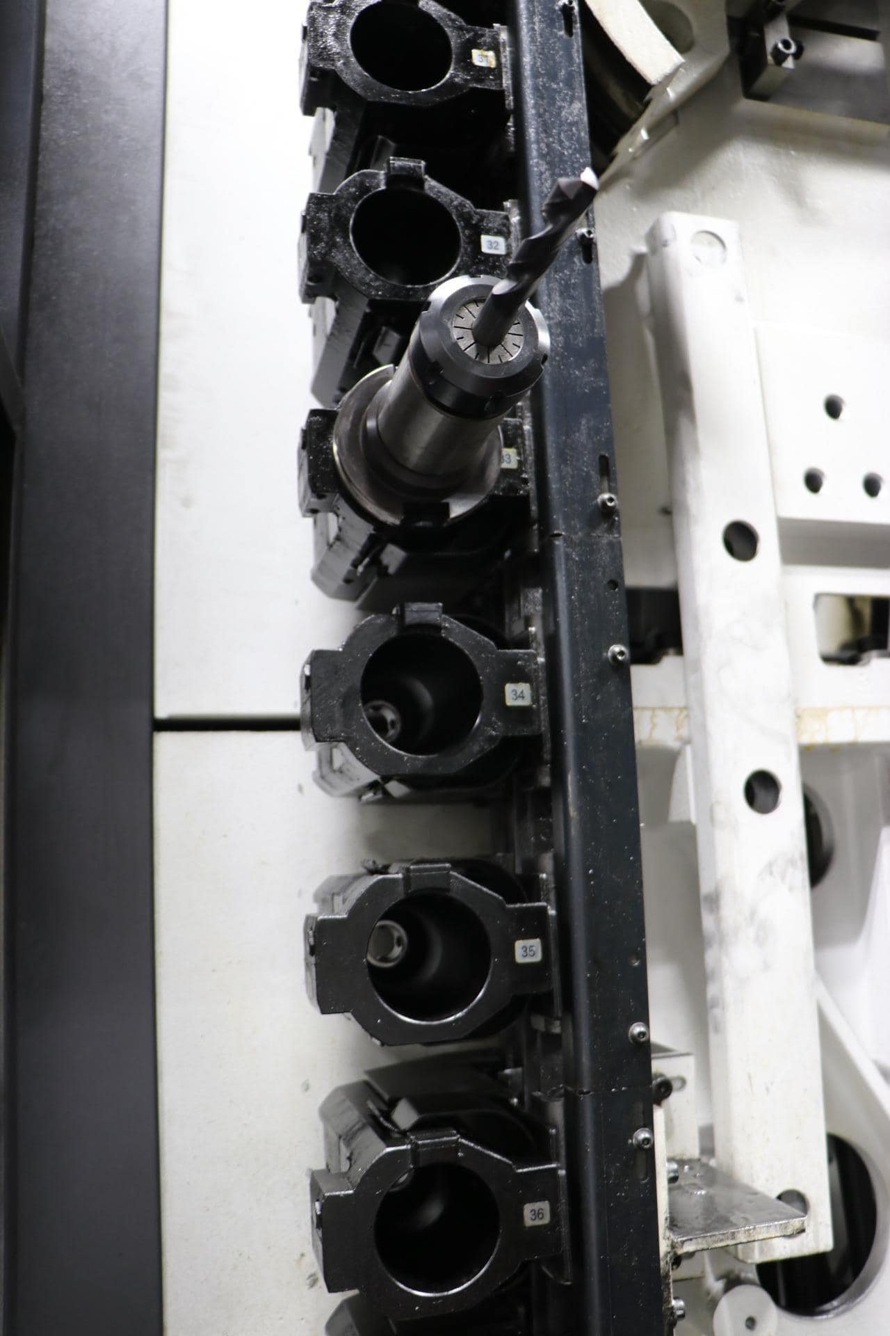 Okuma MA-600HII CNC Horizontal Machining Center, 2019 – Chip Conveyor, Through Spindle Coolant - Image 18
