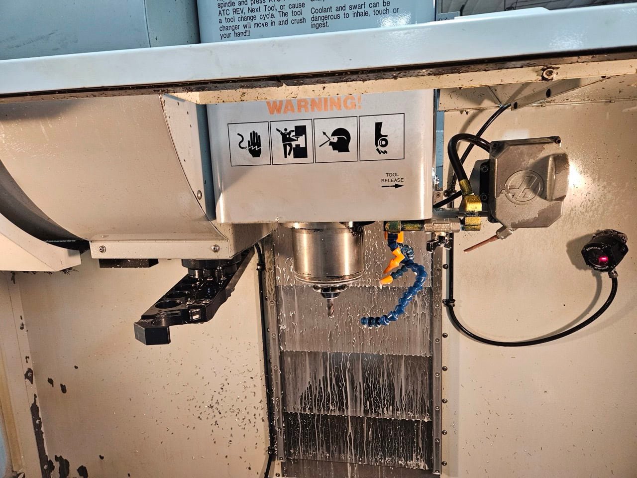 Haas VF-2 VMC, 2006 – 4th Axis Wiring, Spindle & Tool Setting Probe, Adjustable Coolant Nozzle - Image 3