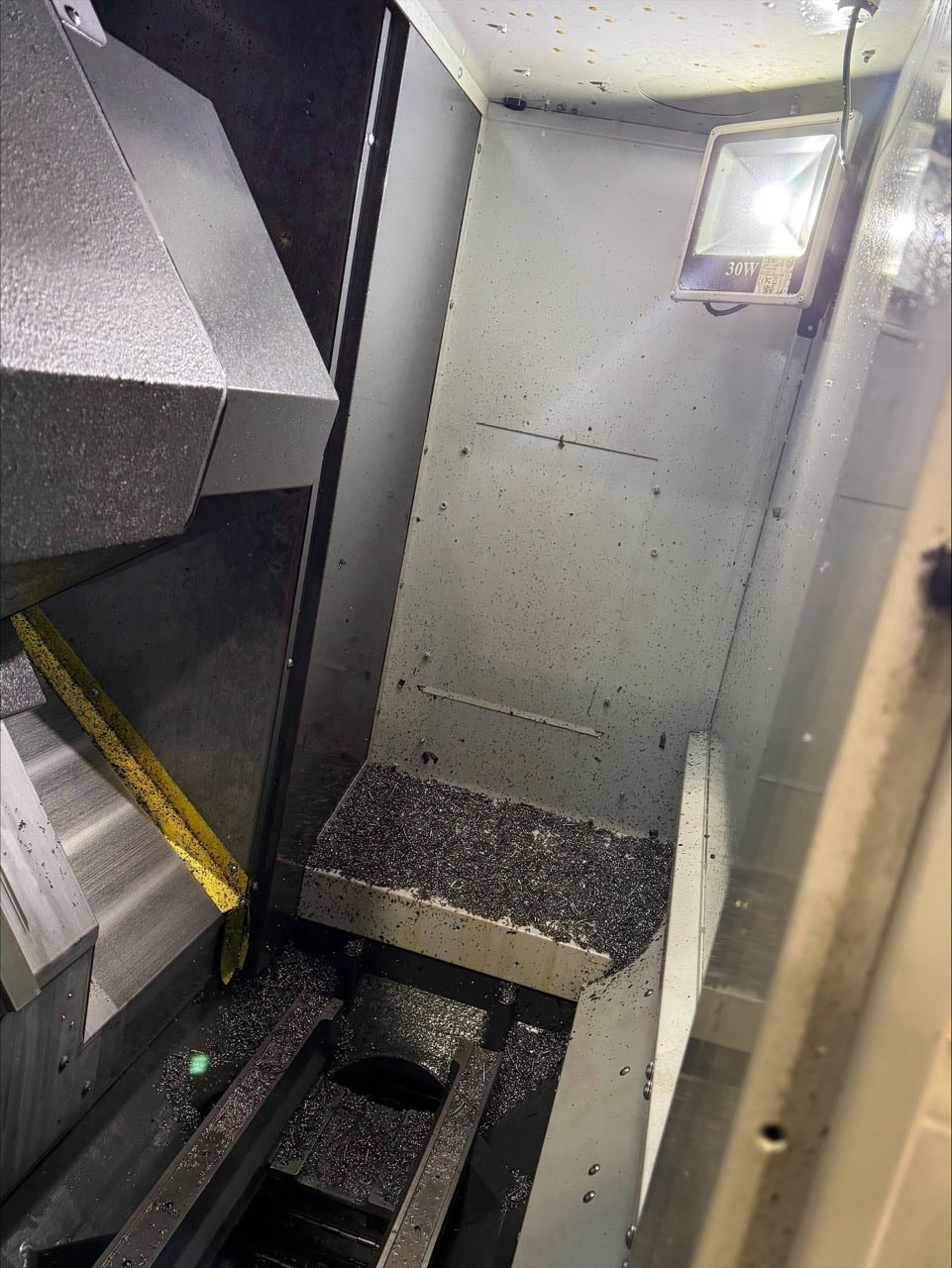 Haas ST-35 CNC Chucker Lathe, 2021 – Chip Conveyor, Tool Presetter - Image 3