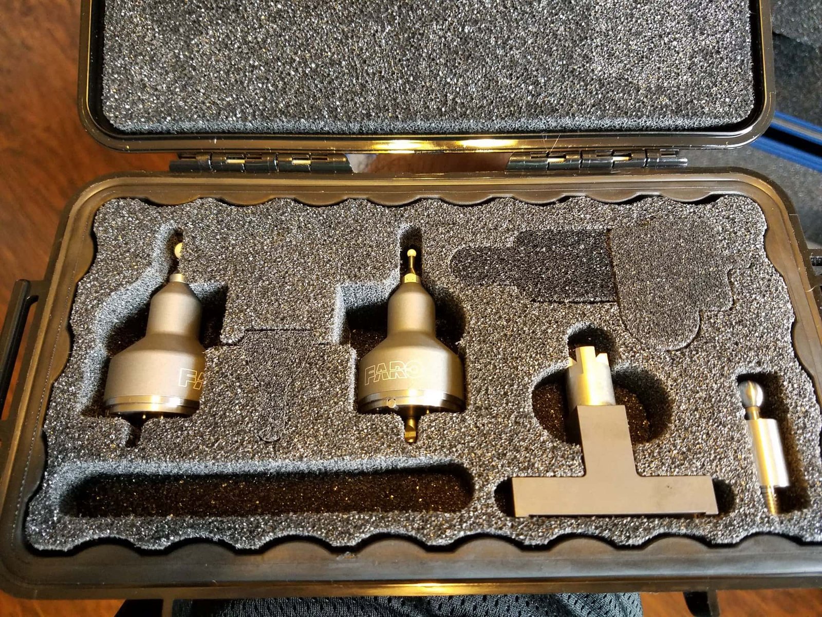 FARO QuantumE V2 2.5m 7-Axis Arm with PRIZM LLP HD and 8-Axis Rotary Table – 2021 System, Full Accessories - Image 3