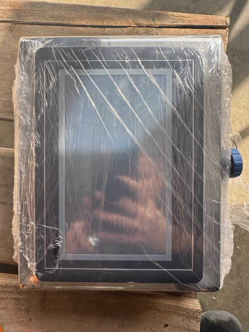 Kenwei 14-Head Multihead Weigher with Rotary Pouch Bagger & Checkweigher – Never Used (2015) - Image 3