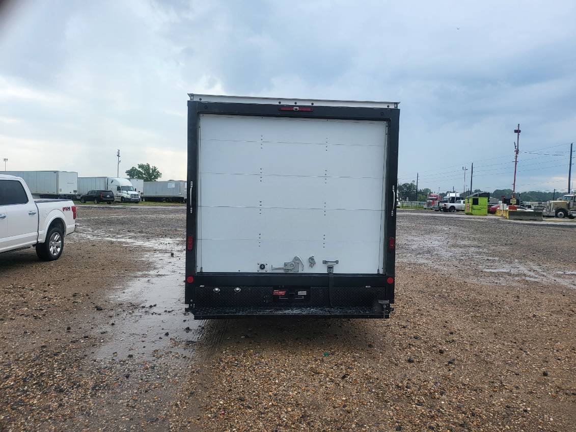 Ford Cutaway Cube Van, 2024 – Versatile Commercial Box Truck, Reliable & Ready for Work - Image 3