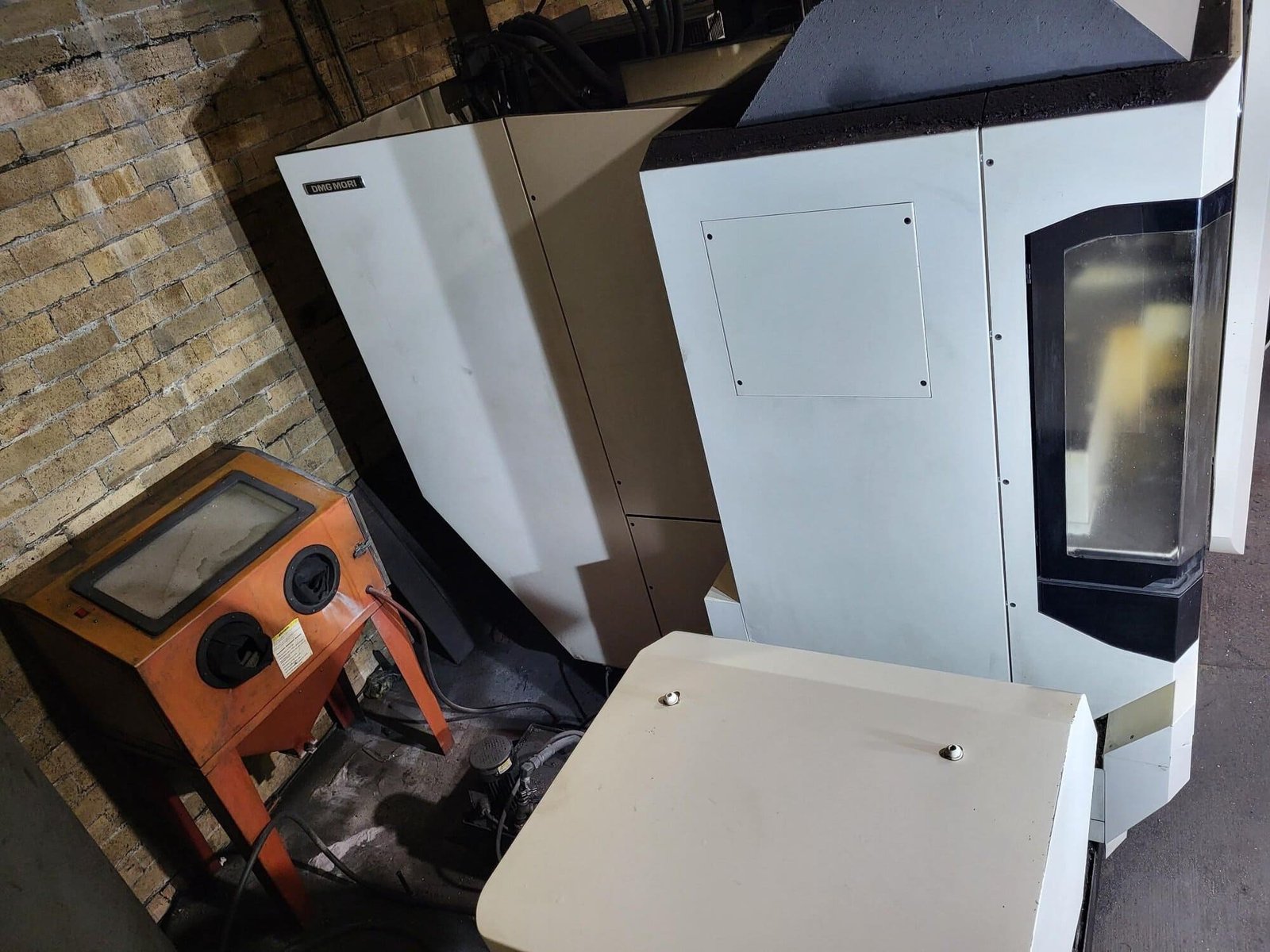 DMG MORI CMX 1100V VMC, 2017 – 12k RPM Spindle, TSC - Image 10