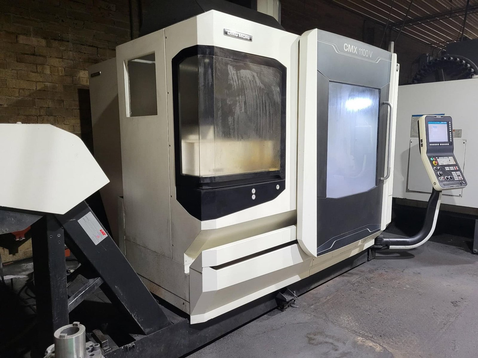 DMG MORI CMX 1100V VMC, 2017 – 12k RPM Spindle, TSC - Image 6