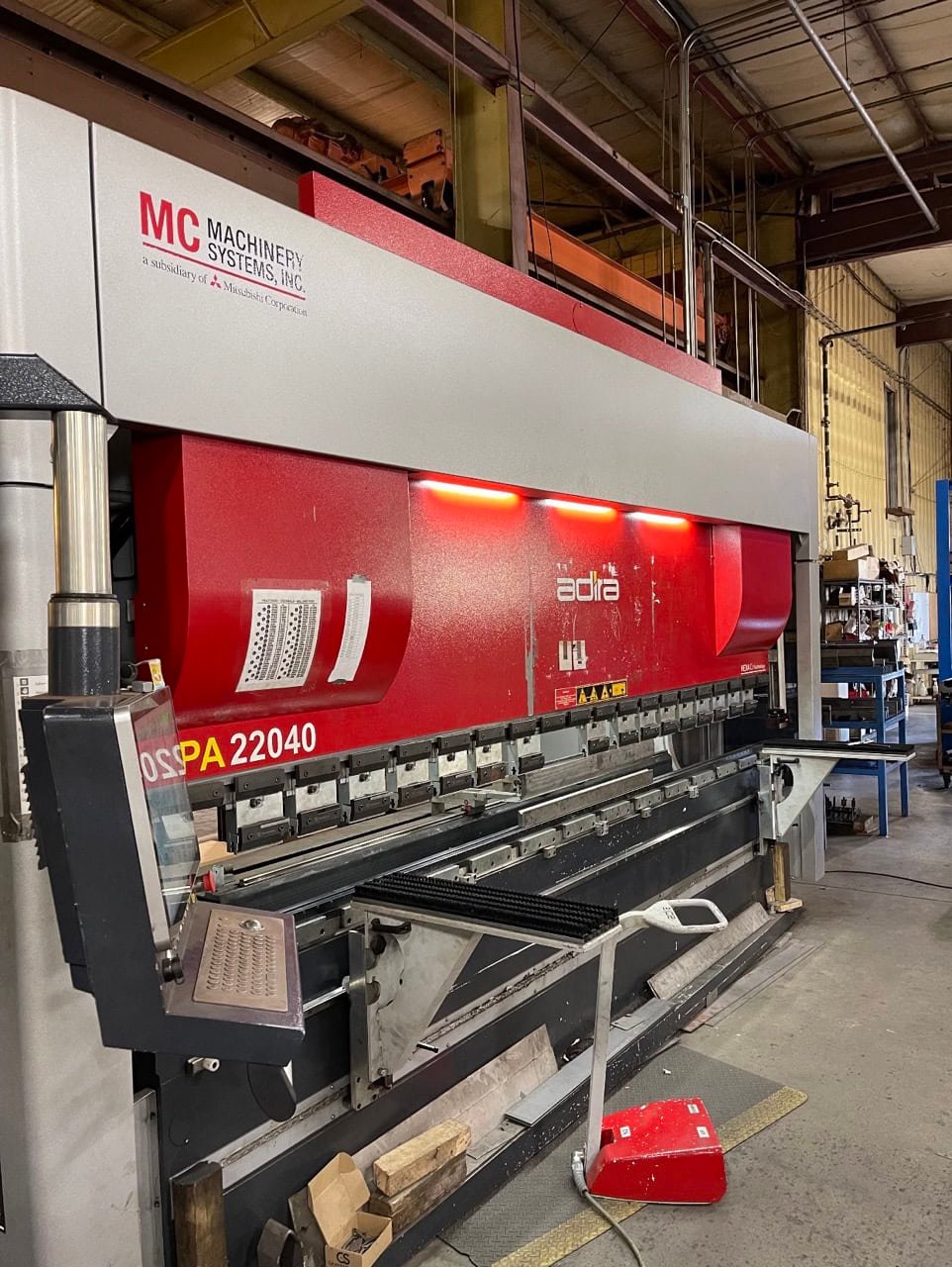 242 Ton x 13′ ADIRA Press Brake PA22040, 2021 – Tooling Included - Image 4