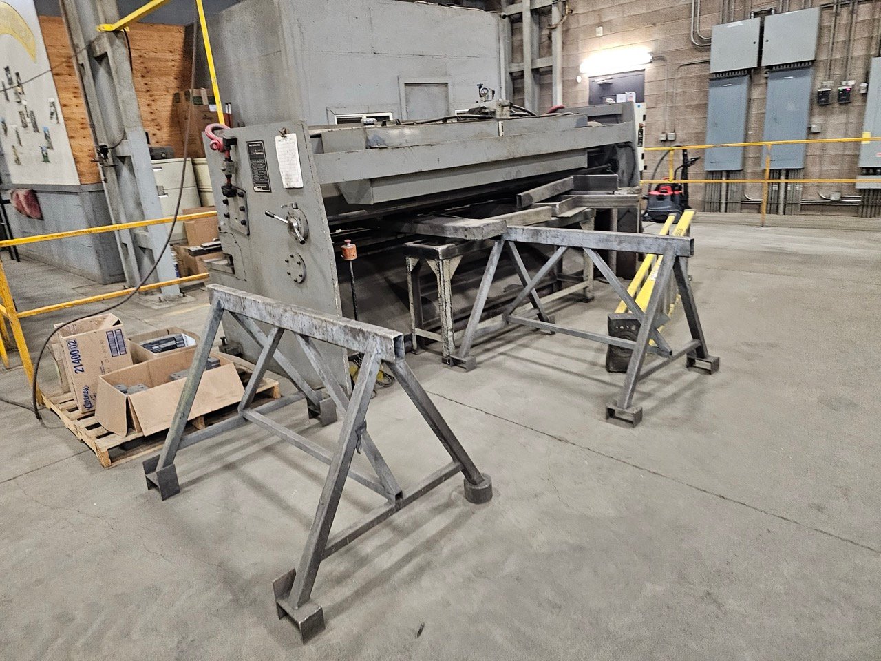 1/4″ x 10′ Masteel MSH-10250 Hydraulic Shear - Image 4