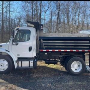 Freightliner M2 106 Medium Duty & Dump Truck, 2020 – ~6700 Miles