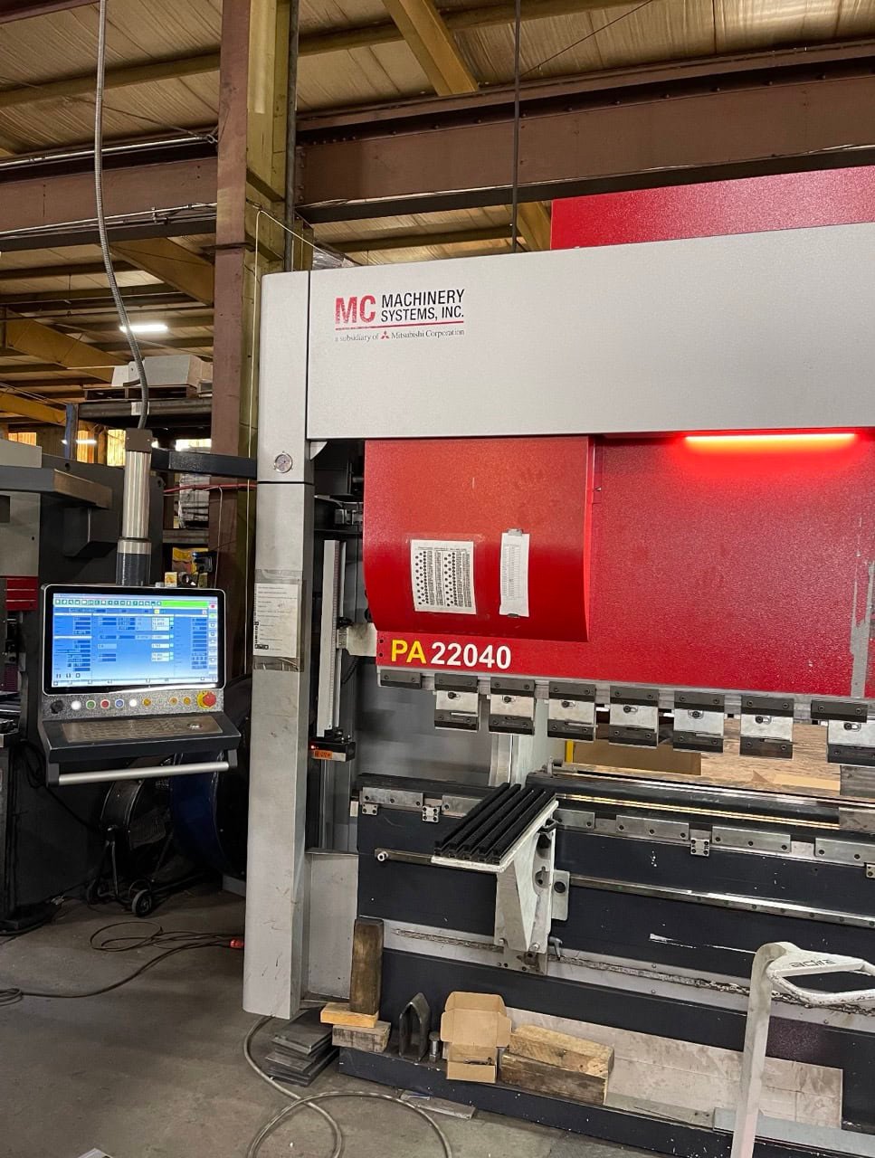 242 Ton x 13′ ADIRA Press Brake PA22040, 2021 – Tooling Included - Image 5