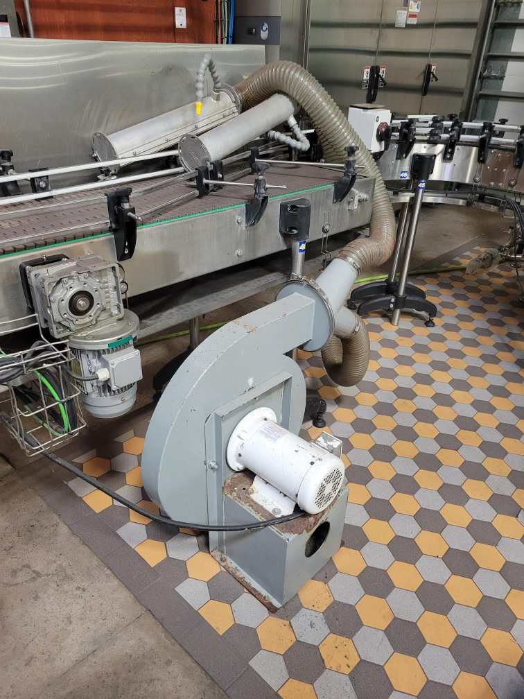 Kosme/Krones 24-Valve Bottle Filling Line – 2015 – Complete Liquid Packaging System - Image 5