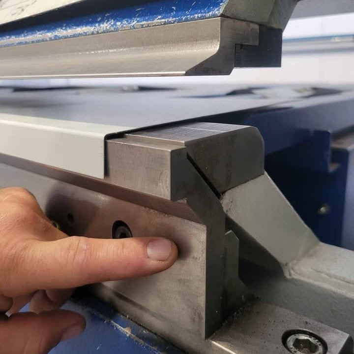 16 GA x 10′ Erbend MFC 3215 CNC Folder, 2022 - Image 4