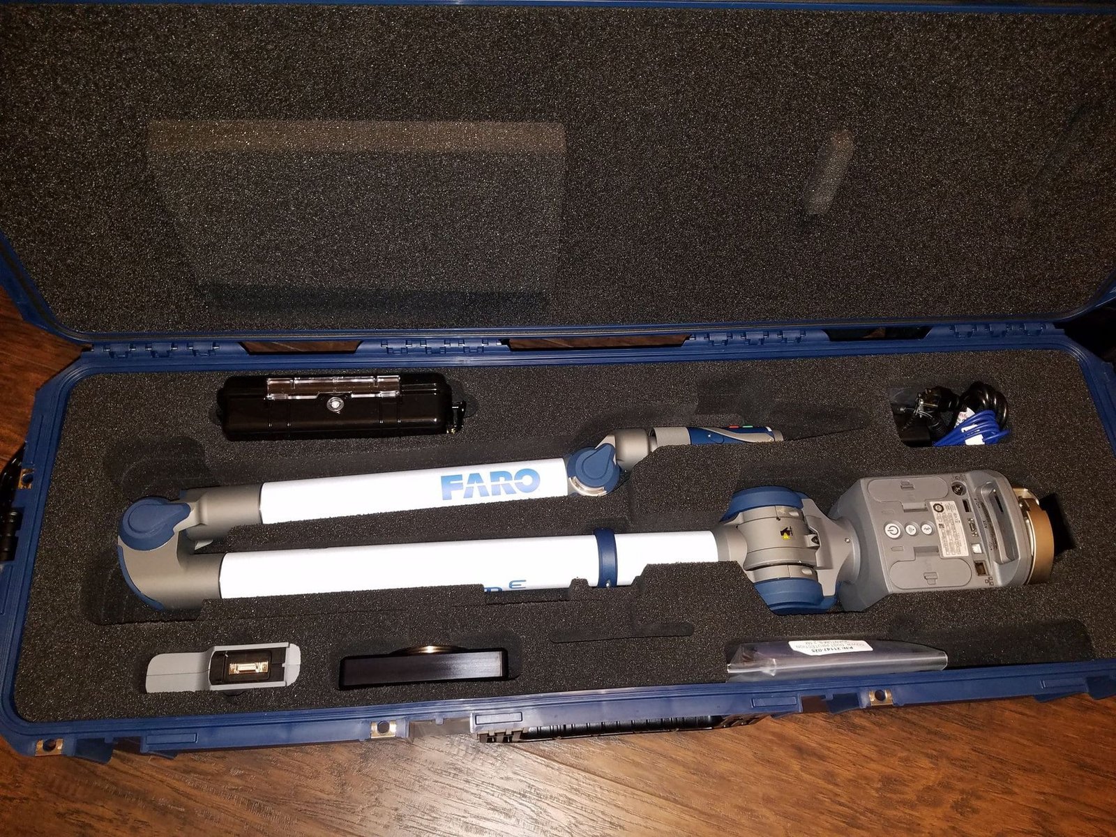 FARO QuantumE V2 2.5m 7-Axis Arm with PRIZM LLP HD and 8-Axis Rotary Table – 2021 System, Full Accessories - Image 6