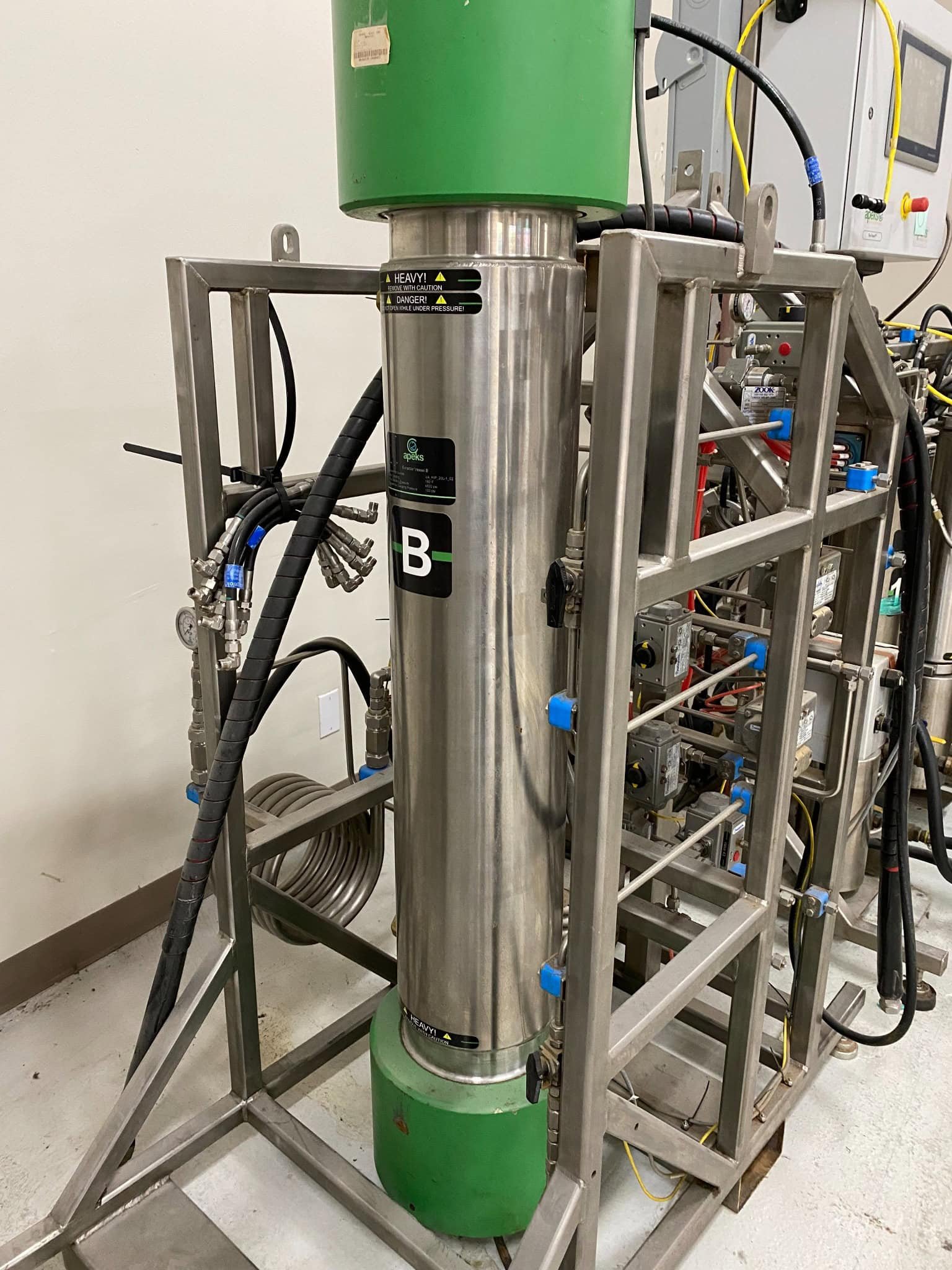 Apeks Supercritical “The Force” CO2 Extraction System - Image 6