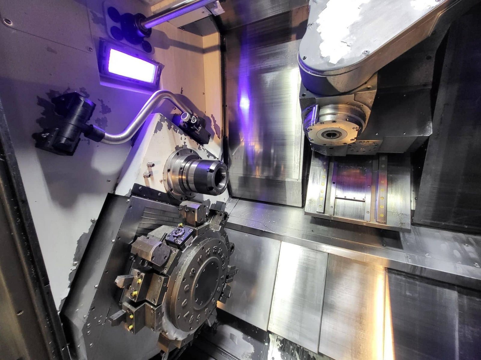 Doosan Puma MX1600ST CNC Lathe, 2013 – Parts Conveyor, ChipBlaster Coolant System, Sub-Spindle, Chip Conveyor, Quick Change Chuck - Image 6