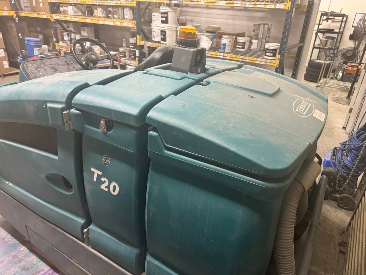 Tennant Floor Scrubber T-20, 2012 – 1 of 2 - Image 6