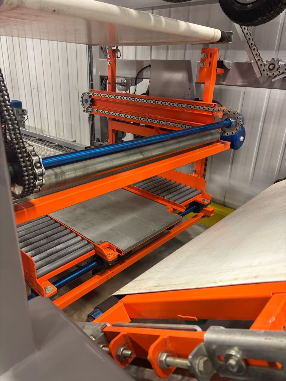 Automated Fruit Packing Line – Durand-Wayland + Elisam – Bin Tipper, Sizer, Optical Sorter – 2021 - Image 6