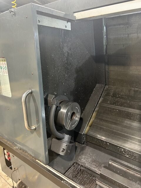 Haas ST-30 CNC Lathe, 2020 – Programmable Hydraulic Tailstock, Tool Presetter, Chip Conveyor, Low Hours - Image 7