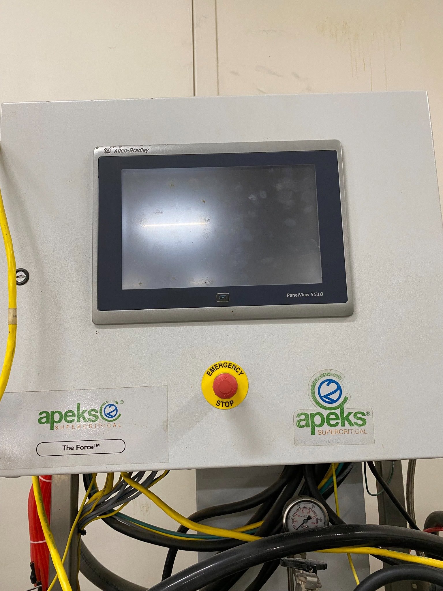 Apeks Supercritical “The Force” CO2 Extraction System - Image 7