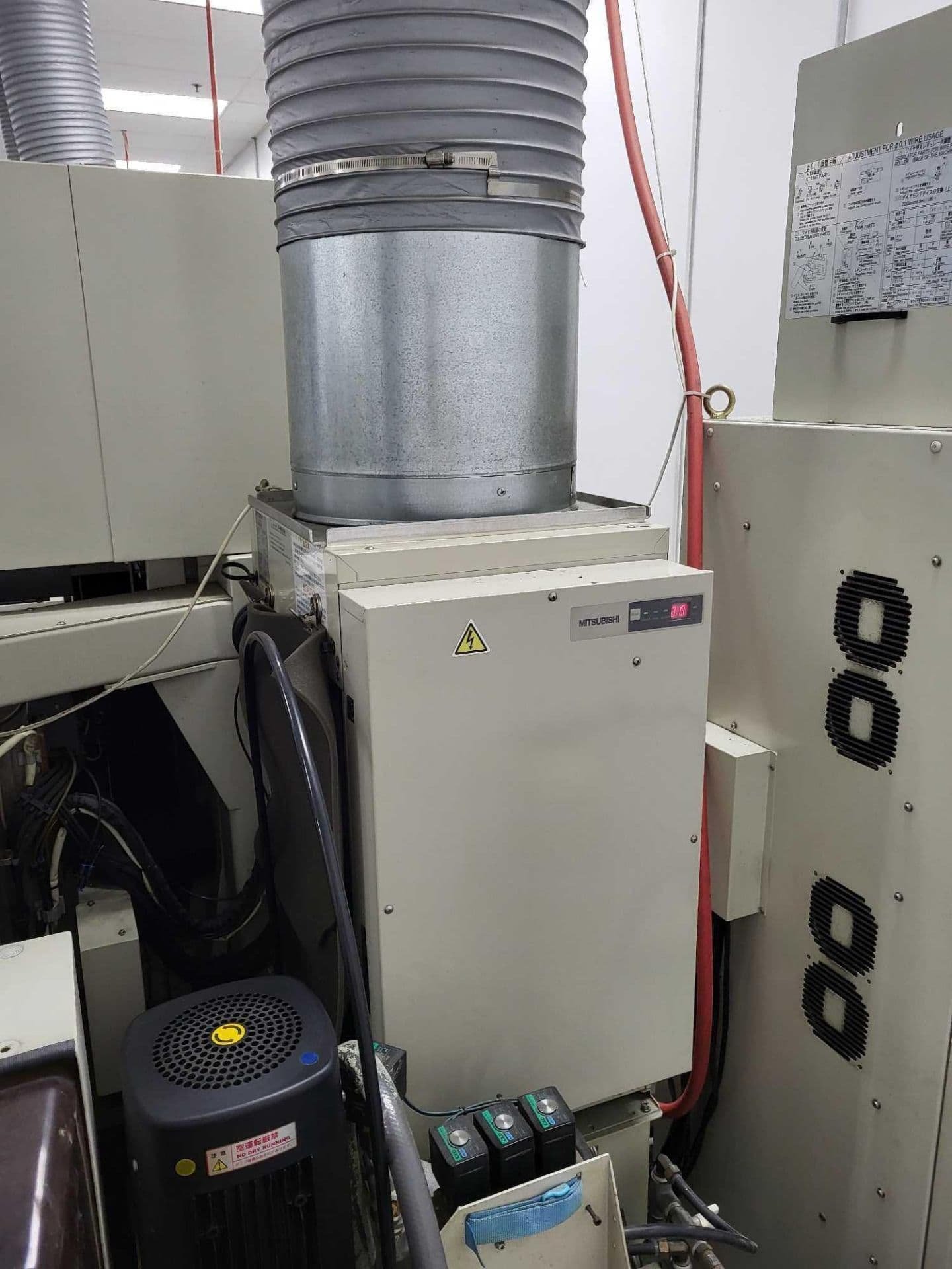 Mitsubishi FA10S Wire EDM, 2000 – Auto Wire Threading - Image 8