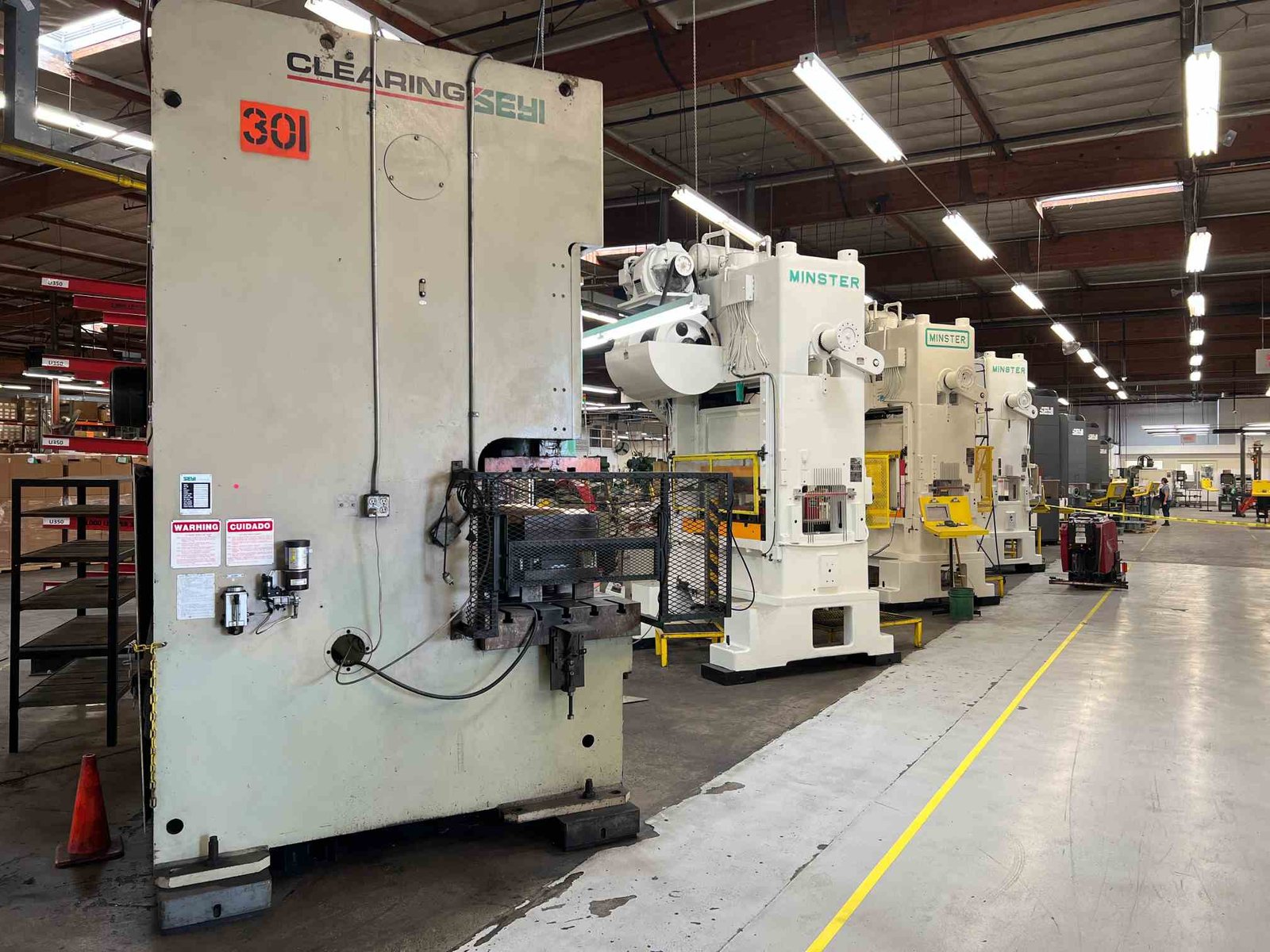 220 Ton Seyi SN2-220 Punch Press, 1998 - Image 8