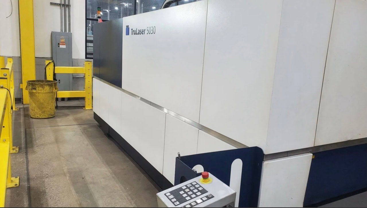 8000 Watt Trumpf TruLaser 5030 fiber, 2016 – REFURBISHED, 10,700 beam on hours – TruDisk 8001 - Image 3