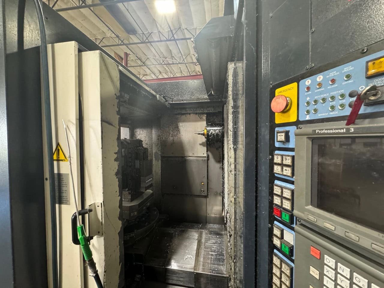 Leblond Makino A55 HMC, 1994 – Full 4th Indexing, Chip Conveyor - Image 2