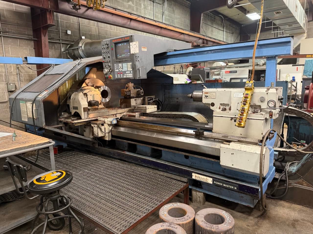 Mazak Powermaster N 2000U Flatbed Lathe, 1997 – 24″ Chuck, Tailstock, Chip Conveyor