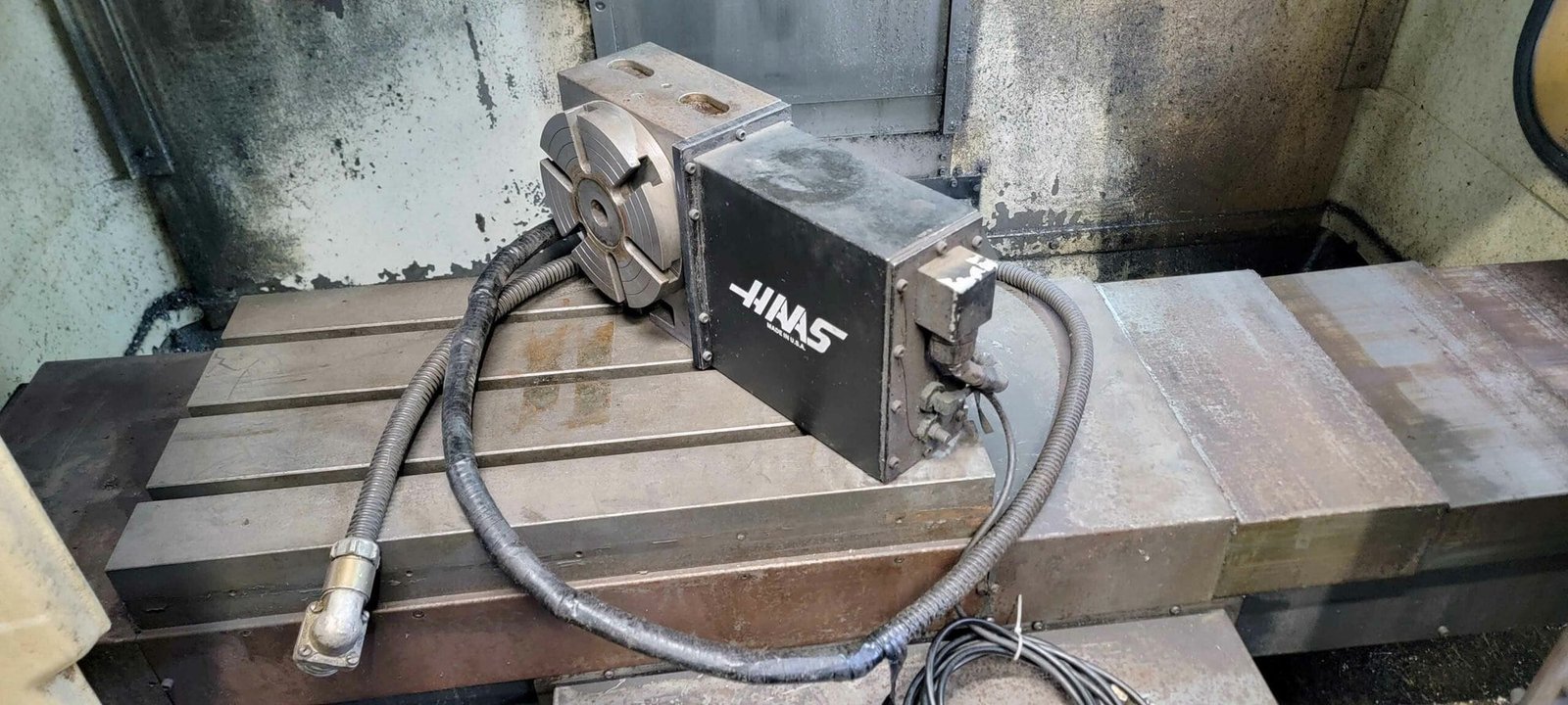 Haas VF-1 VMC, 1991 – 4th Axis Rotary Table, Rigid Tap, Training Module - Image 4
