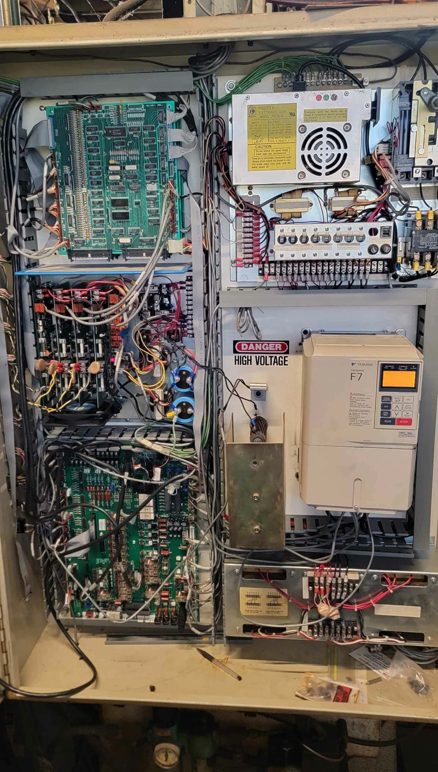 Haas VF-1 VMC, 1991 – 4th Axis Rotary Table, Rigid Tap, Training Module - Image 6