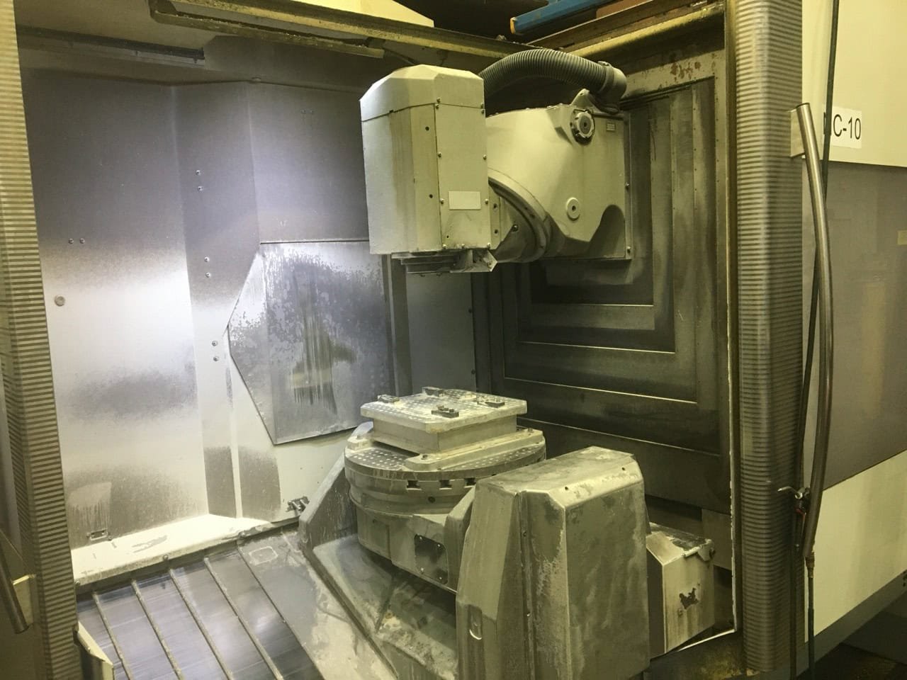 Deckel Maho DMU 60P Hi-Dyn CNC, 2001 – 5th Axis, UMC - Image 4