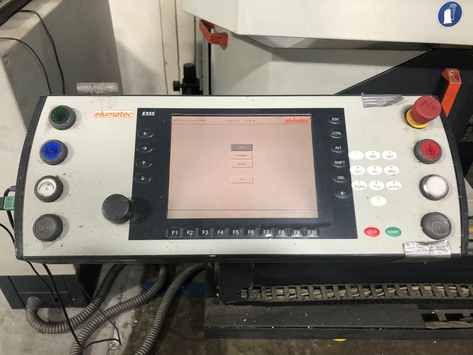 Elumatec DG 104/02 CNC Double End Mitre Cut-off Saw, 2005 - Image 5