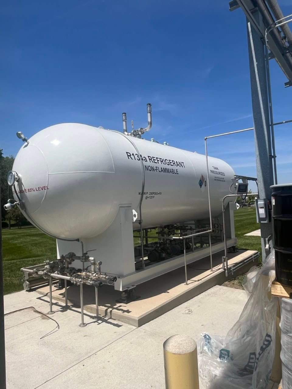 6,565‑Gallon ASME Skid‑Mounted R134a Refrigerant Storage Tank System (Pressurized 250 psig)