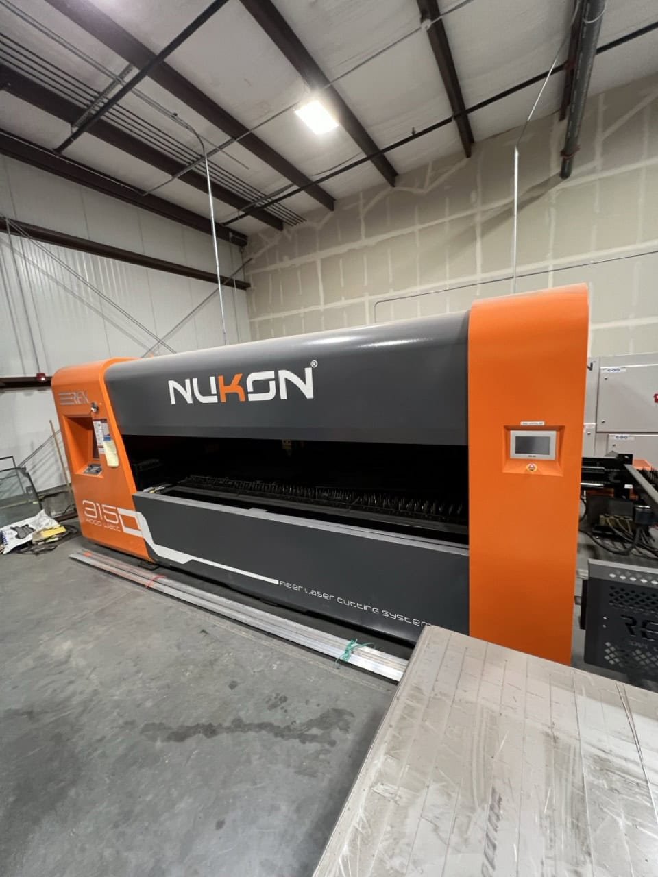 4000 Watt Nukon REX315 GX Fiber Laser, 2022 – 5’x10′ Table, Dust Collector, Chiller - Image 25