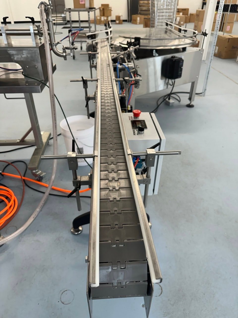 Accutek SVF 02-002-000 Single Piston Filler with Conveyor, Heated and Agitated Hopper, and E-Pak Accumulation Table, 2014 - Image 2