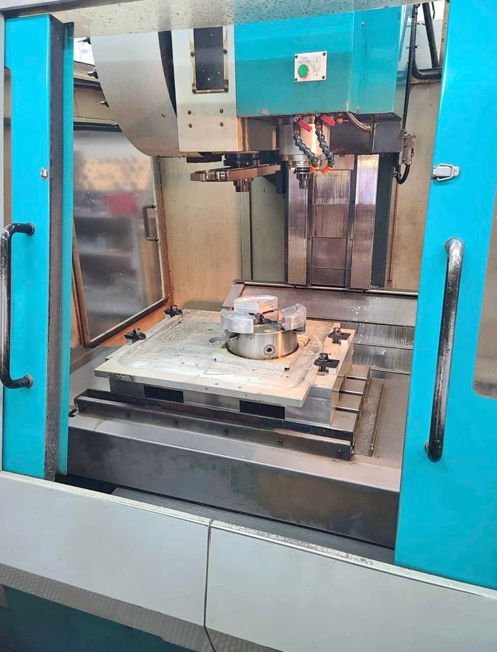 Akira Seiki SV600 CNC VMC, 1997 – New Spindle - Image 3